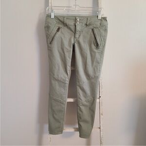 American Eagle♡ Skinny crop stretch moto pants